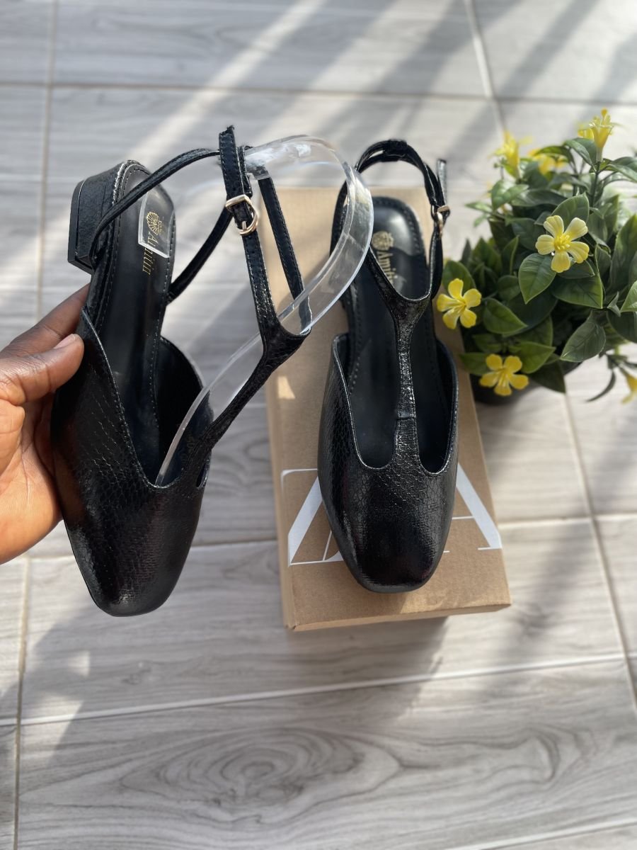 MAAME SIKA💵 image 5